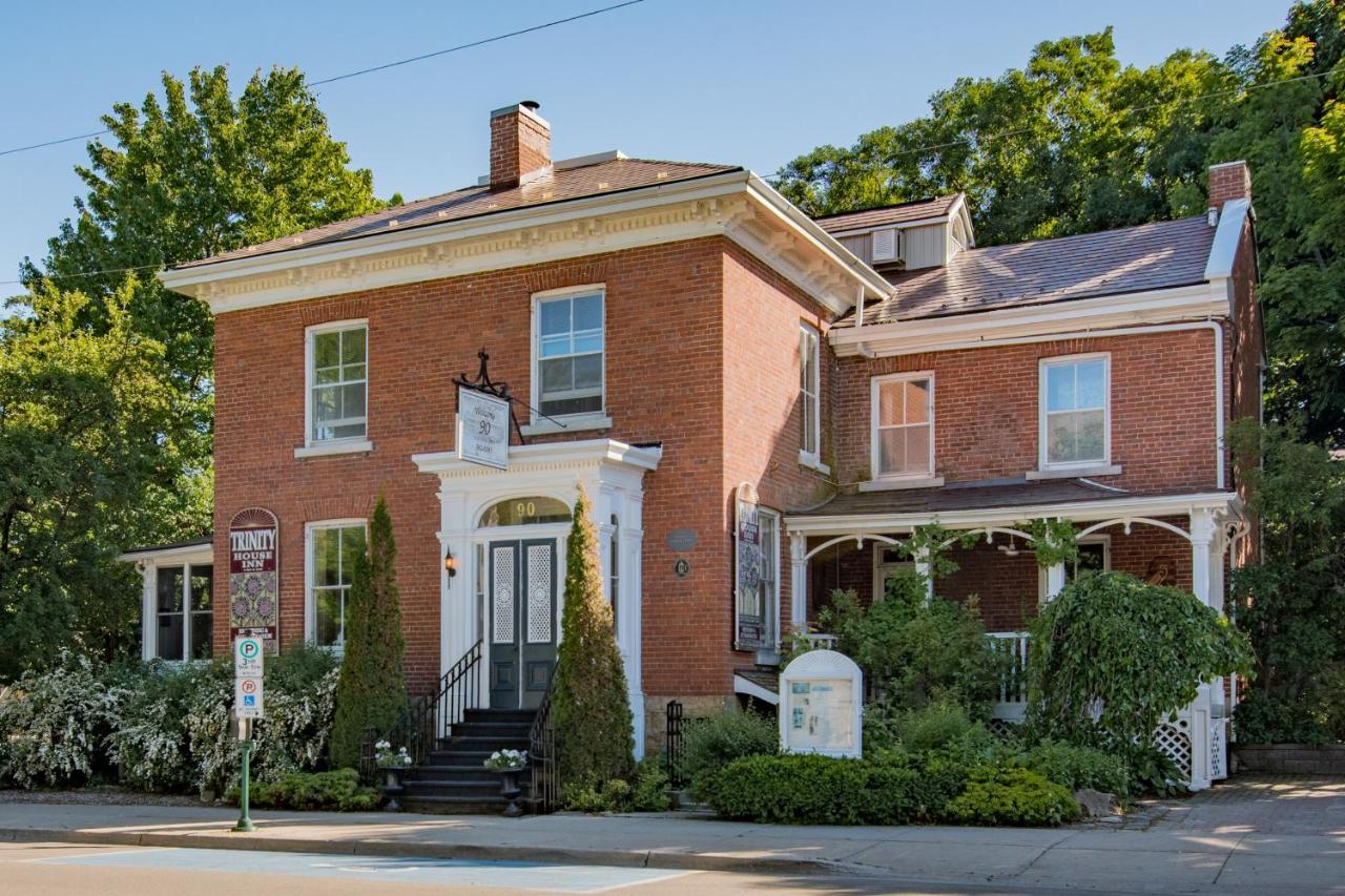 Trinity House Inn Gananoque Exterior foto